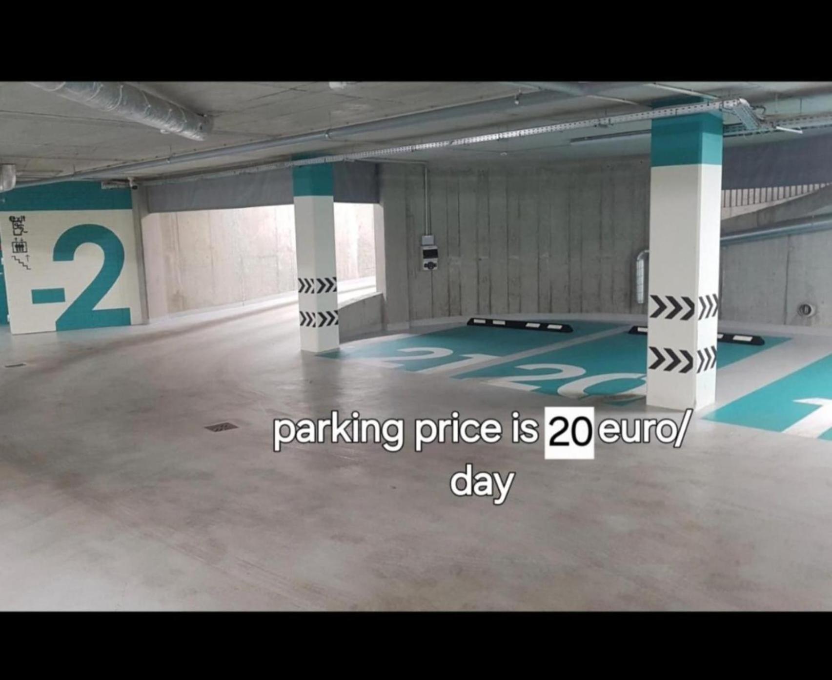 Happy Inn Emporia, Self Chek-In, Parking In The Underground Garage Вильнюс Экстерьер фото